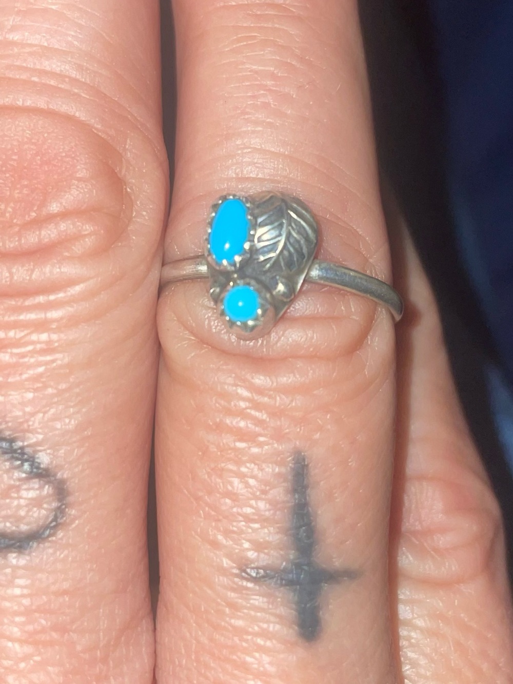 Womens dainty 7.5 ring